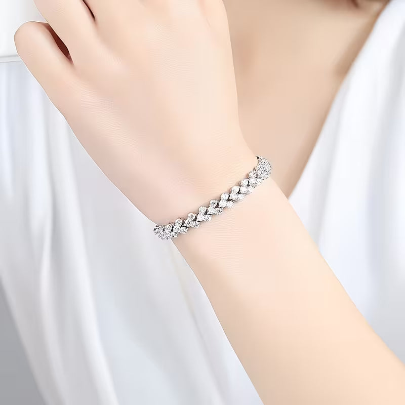 Luna Pearl Twist Bracelet