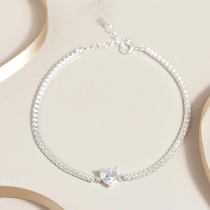 Delicate Heart Bracelet With Box + Free Home Delivery 💖