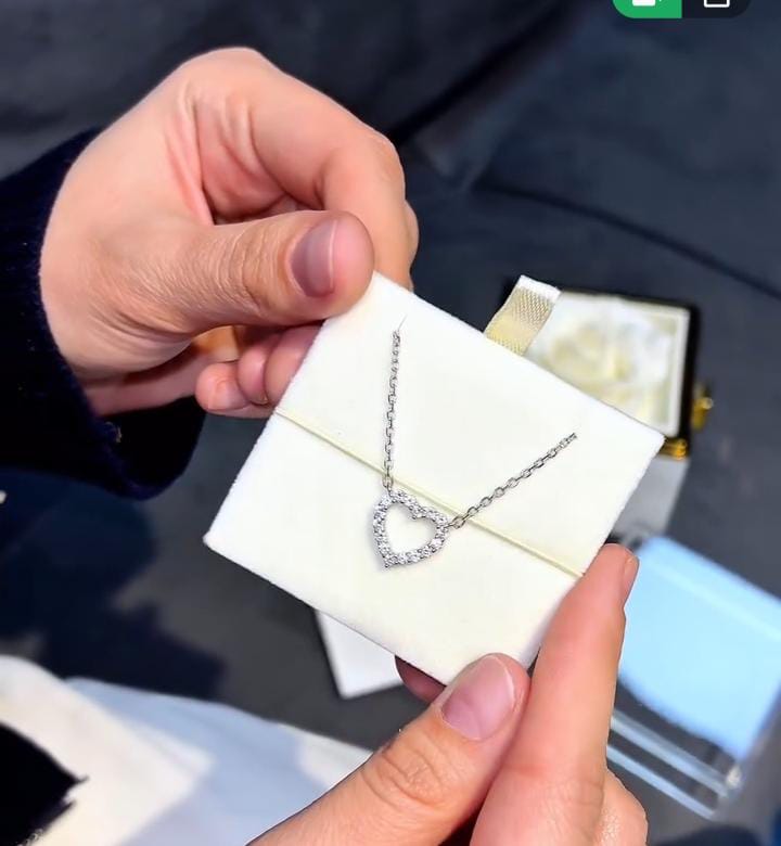 💖 Heart Necklace With Box + Free Home Delivery
