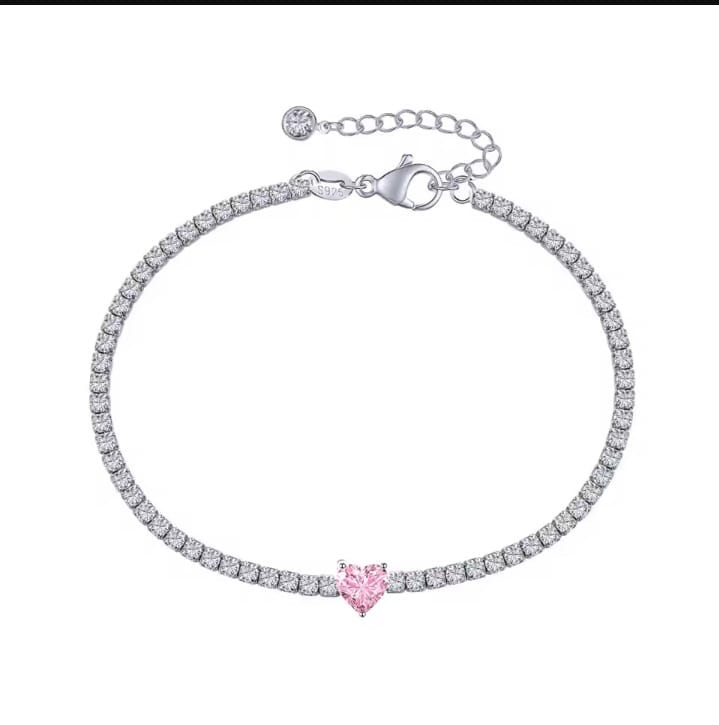 💖 Elegant Pink Heart Zirconia Bracelet – A Symbol of Love & Grace ✨