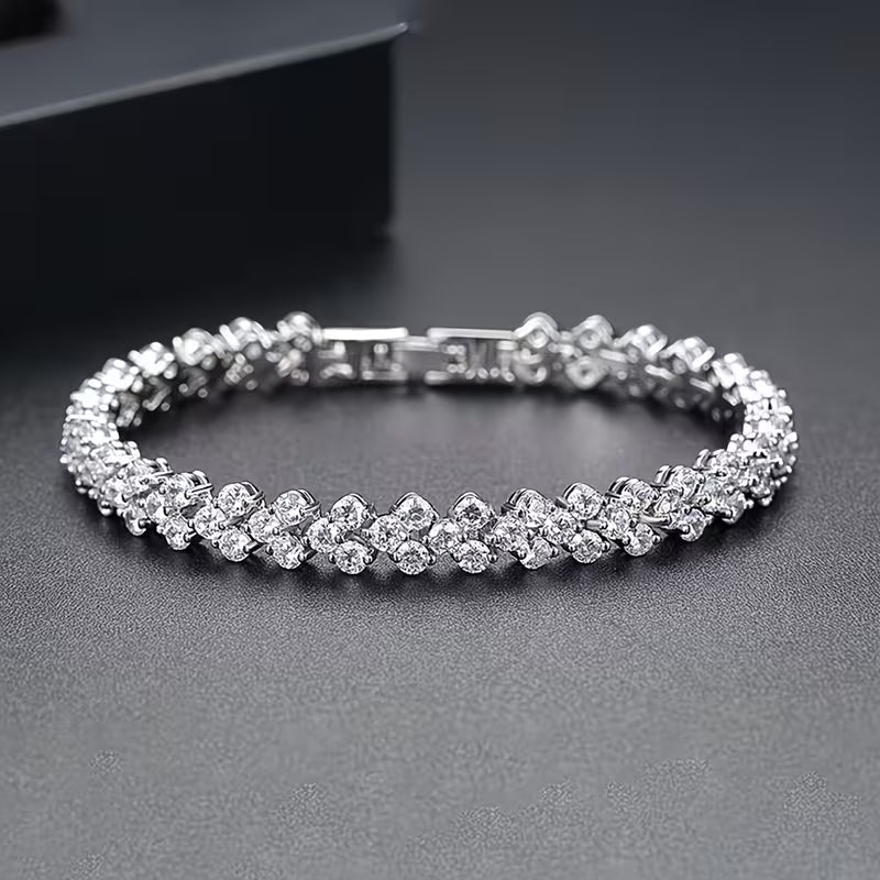 Luna Pearl Twist Bracelet