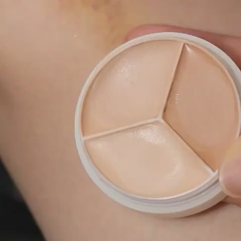 🌟 Waterproof 3-Color Concealer Palette – Long-Lasting Full Coverage